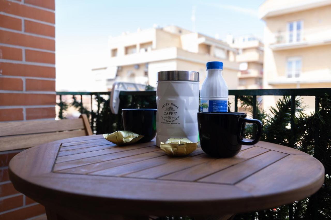Hotel Roma Marine House Lido di Ostia Exterior foto