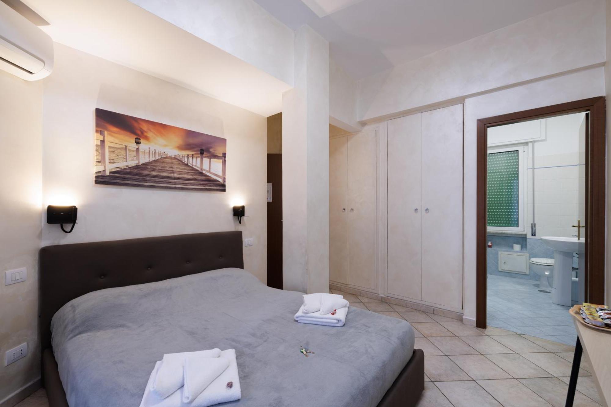 Hotel Roma Marine House Lido di Ostia Exterior foto